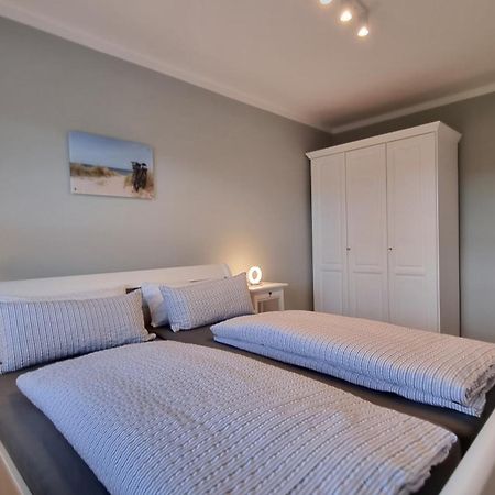 Haus Spoekenkieker Moenkeboe Apartment บอร์คุม ภายนอก รูปภาพ