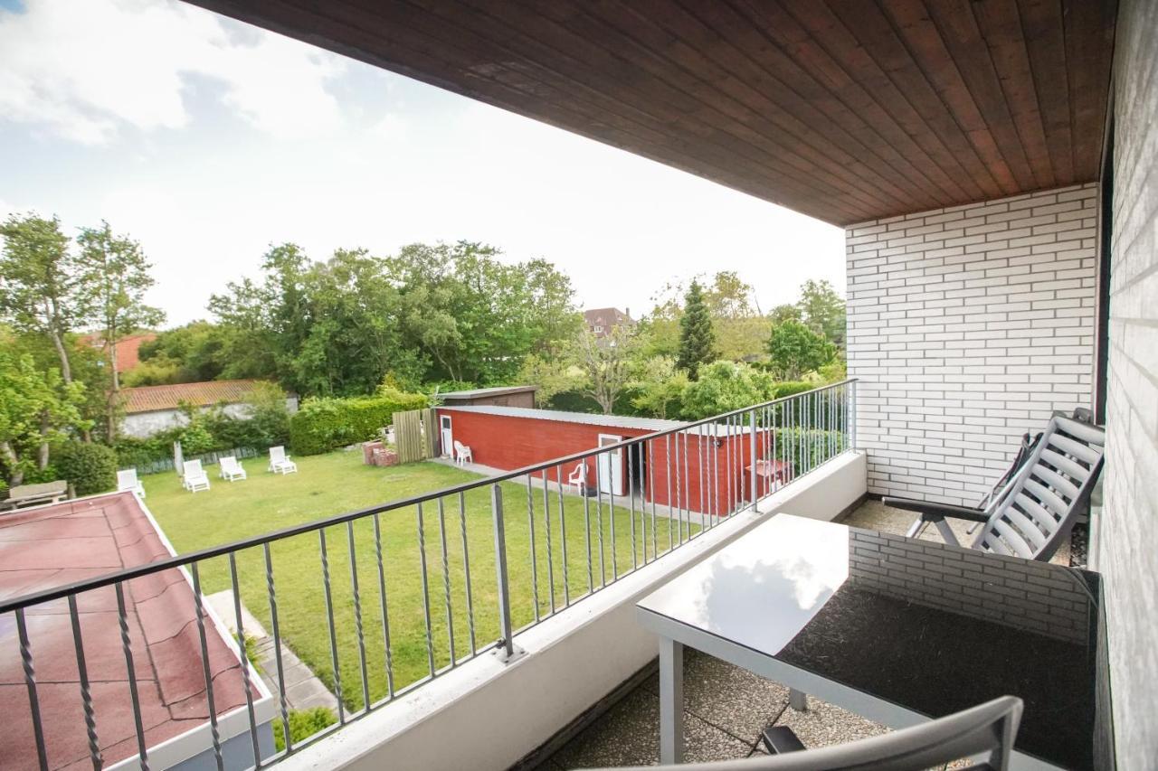 Haus Spoekenkieker Moenkeboe Apartment บอร์คุม ภายนอก รูปภาพ