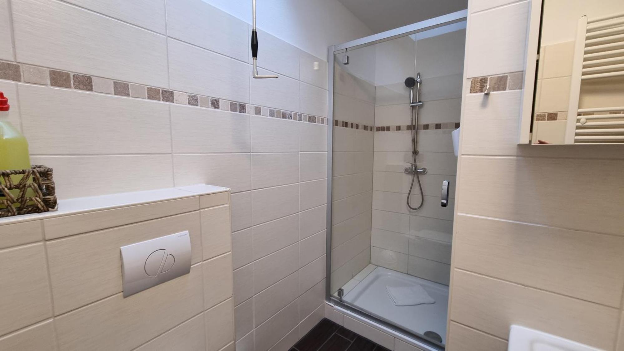 Haus Spoekenkieker Moenkeboe Apartment บอร์คุม ภายนอก รูปภาพ