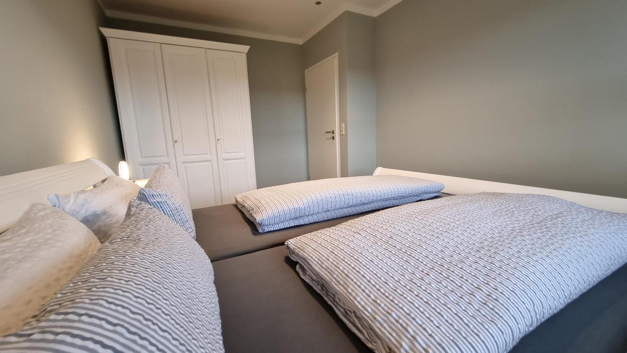 Haus Spoekenkieker Moenkeboe Apartment บอร์คุม ภายนอก รูปภาพ